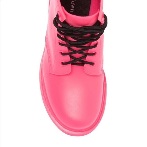 Madden Girl Portland Rain Boot Neon Pink - Size 9 - Picture 4 of 12